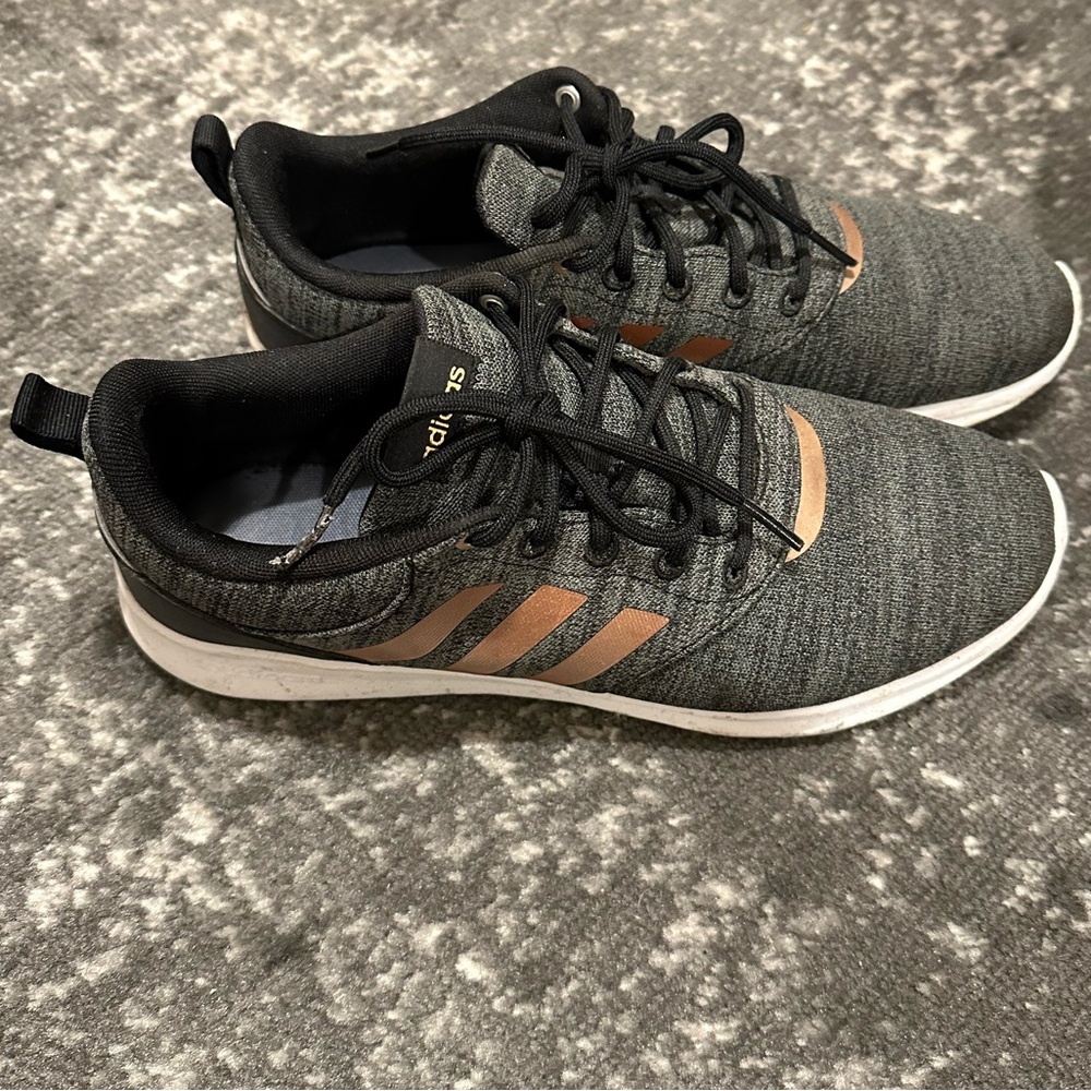 Adidas Cloudfoam Sneakers